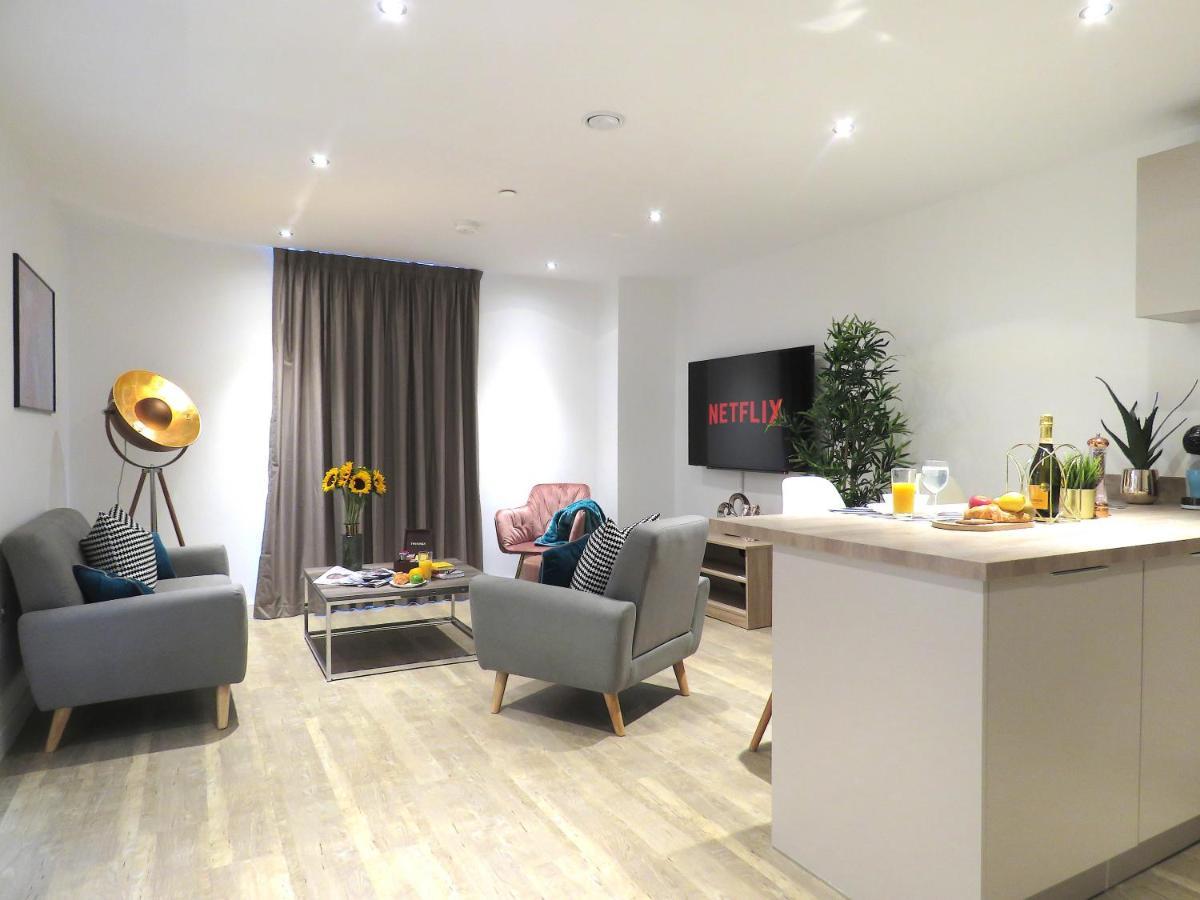 Tudors Esuites Birmingham Corporate Apartments 외부 사진