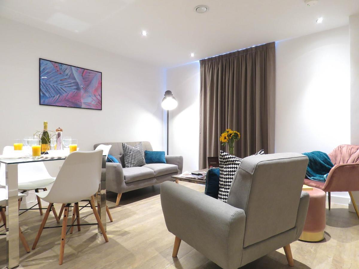 Tudors Esuites Birmingham Corporate Apartments 외부 사진